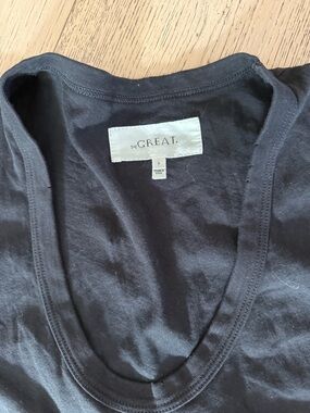 THE GREAT Black Scoop Neck Tee - Minimalist Everyday Top